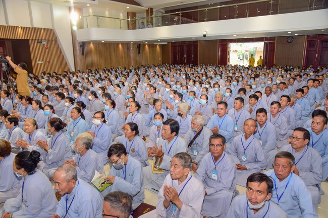 Dharma Talk “Peaceful place to stop ” – The 96th Seven-Day Retreat